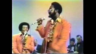 The Spinners  Sadie  Live 1976  Mothers [upl. by Shaper]