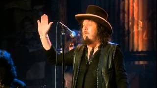 Zucchero  Senza una donna Live In Italy [upl. by Enneite]