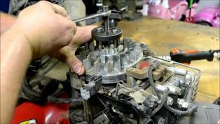 BRIGGS AND STRATTON LAWN MOWER ENGINE REPAIR  HOW TO DIAGNOSE AND REPAIR A BROKEN FLYWHEEL KEY [upl. by Radford611]