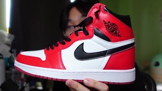 Jordan 1 Chicago From DHGate  Review  On Foot [upl. by Brie]