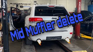 Mid Muffler Delete  Jeep Grand Cherokee 57L Hemi [upl. by Mikal]