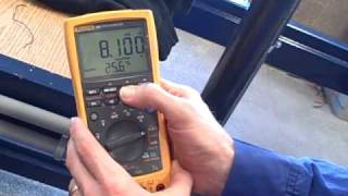 Fluke model 789 sourcing current [upl. by Favianus]