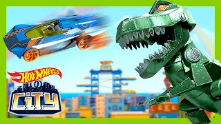 ¡Lo MEJOR de ROBOBEASTS vs AUTOS HOT WHEELS En Español 💥🦖  Hot Wheels City en Español [upl. by Saisoj]