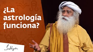 ¿La astrología funciona  Sadhguru [upl. by Ennayr]