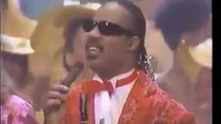 Stevie Wonder and Friends  Happy Birthday Live [upl. by Akimad]