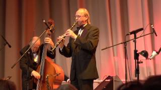 Chris Barber  Philharmonie Essen  Bert Brandsma solo Klarinette spielt Wildcat Blues [upl. by Rector683]